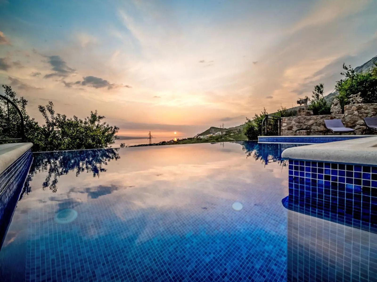 Villa Bellavista**** Best Place For Your Holliday Макарска Экстерьер фото